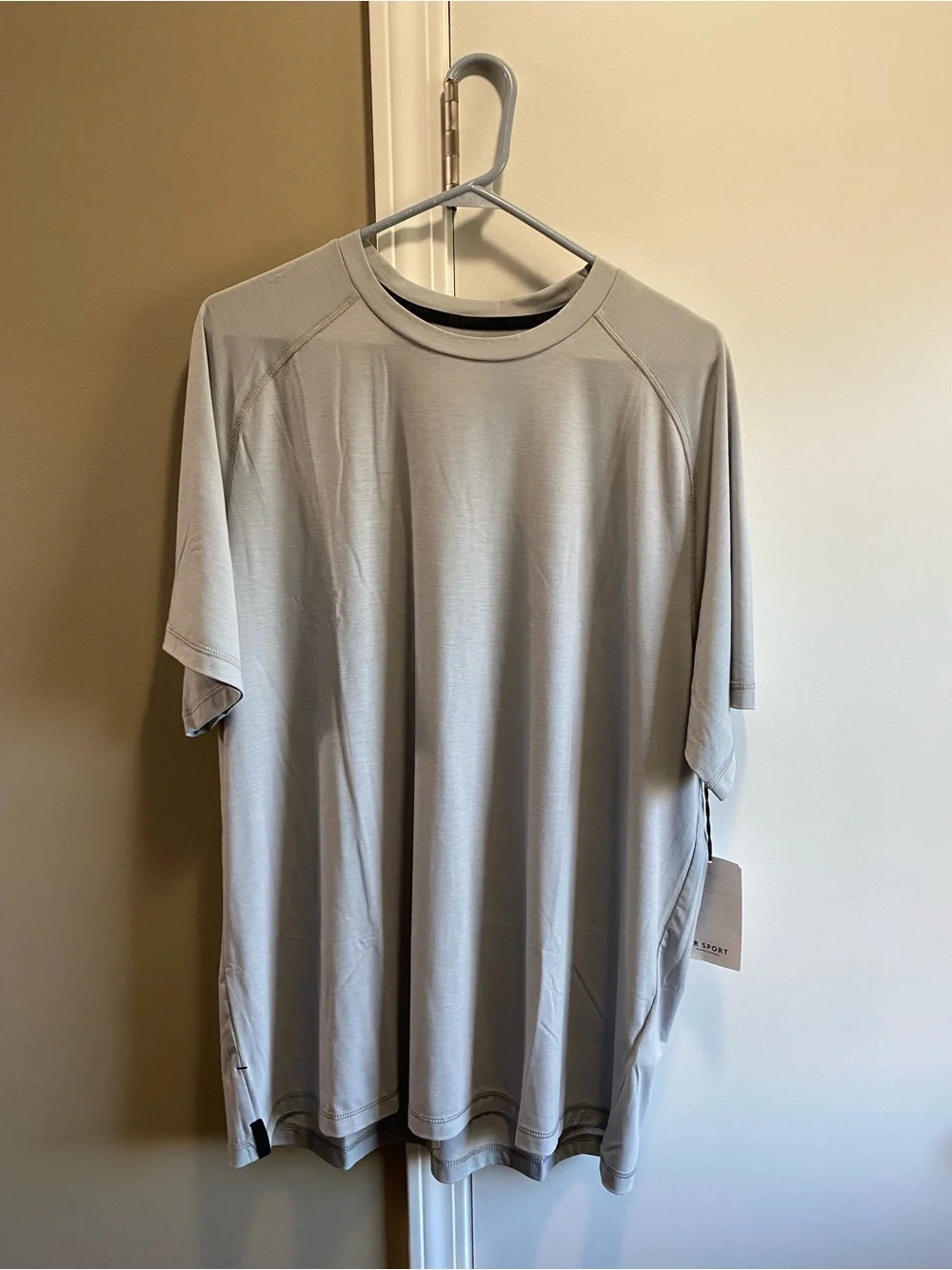 Banana Republic Short Sleeve Crew Neck Shirt - Light Gray